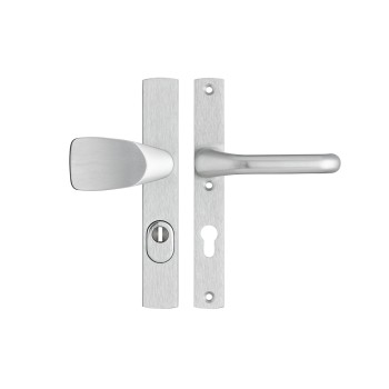 AXA Premium smalschildbeslag Wing-knop draaibaar/Flow PC 92 met kerntrekbeveiliging - SKG***