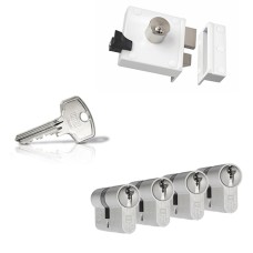 Ne&shy;mef 4154 op&shy;leg&shy;slot - wit - doorn&shy;maat 50 mm - draai&shy;rich&shy;ting 2 + DOM Plu&shy;ra ci&shy;lin&shy;der met kern&shy;trek&shy;be&shy;vei&shy;li&shy;ging (4x) - SKG**